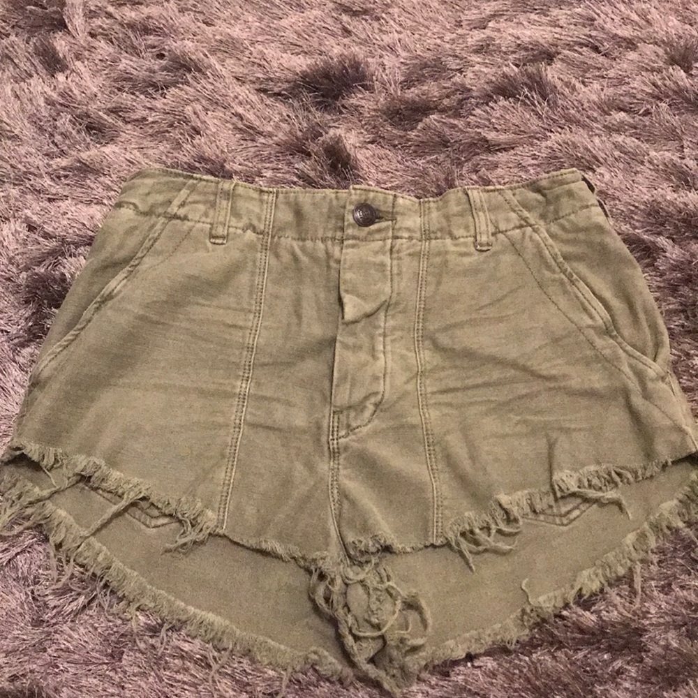 Olive Free People Shorts - Size 8